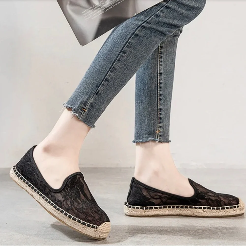 FOREVER 21 FLORAL MESH PANEL ESPADRILLES - BLACK SIZE 10 (NEW WITH TAGS)